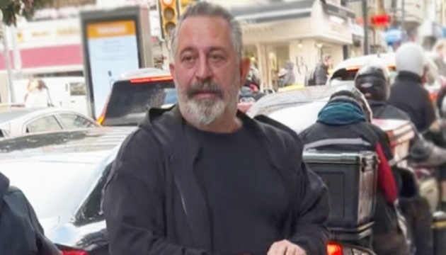 Cem Yılmaz'a dilenci beddua etti